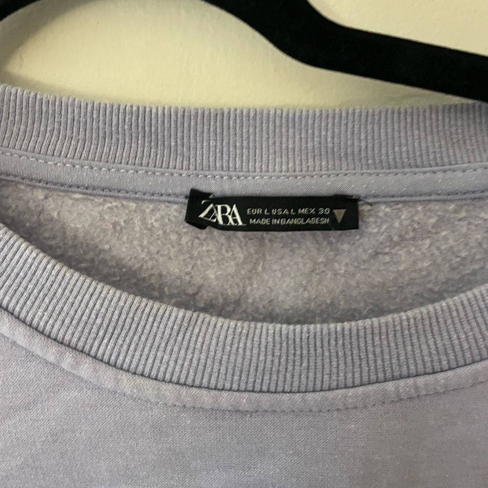 Zara Lavender Purple Cropped Sweatshirt - Picture 4 of 5